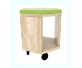 Пуф з м'яким сидінням на коліщатках